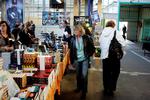 Krimimessen i Horsens tiltrækker hvert år en stort publikum med et bredt udvalg af krimier. Men hvorfor er det politisk ukorrekt at tale om 'femikrimier'? Hør mere i ugens Bogfolk - Politikens Litteraturpodcast.
 