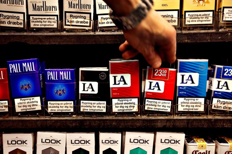 15 procent af de 16-25-årige ryger cigaretter dagligt, viser en undersøgelse, som Kræftens Bekæmpelse offentliggjorde for en måned siden. 