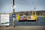 
Fra 2017 til 2018 steg omsætningen  på færgeoverfarten til og fra Orø med 16 procent, hvilket svarer til omkring 50.000 flere passagerer på 'Karen Orø', som her er på vej til Hammer Bakke, og søsterfærgen 'Østre Færge'.

   