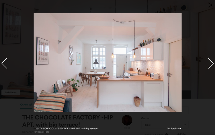 Når du åbner et billede på Airbnb, står der i venstre hjørne, om billedet er godkendt af AirBnb.  