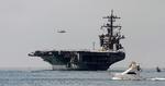 USA har bl.a. sendt dette hangarskib USS Carl Vinson, mod Nordkorea. 