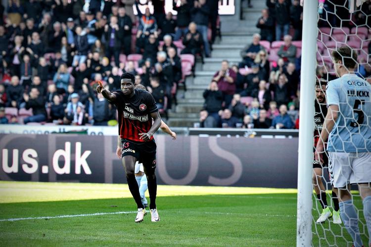 1 mål mod AaB, 1 mod FC Nordsjælland, 2 mod Brøndby, 2 mod AaB i pokalen og 1 mod Sønderjyske i dag har Paul Onuachu scoret i de seneste fem kampe. 