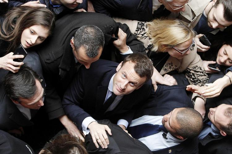 For et år siden kendte Frankrig kun Emmanuel Macron som en dygtig teknokrat, men nu er han blandt favoritterne til at indtage præsidentpalæet efter valget 7. maj. 
