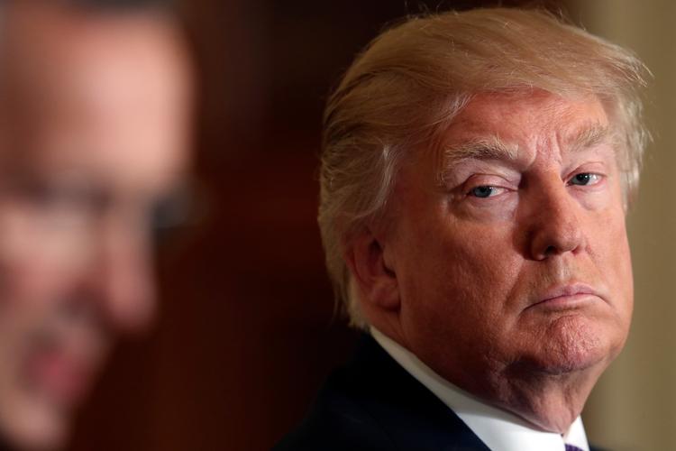 Donald Trump og Jens Stoltenberg mødte pressen sammen. 