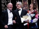 Sidste år kunne den britiske instruktør Ken Loach snuppe de gyldne palmer ved filmfestivalen i Cannes. I år er både har to Netflix-film og en enkelt Amazon-film mulighed for at gøre ham kunsten efter.  