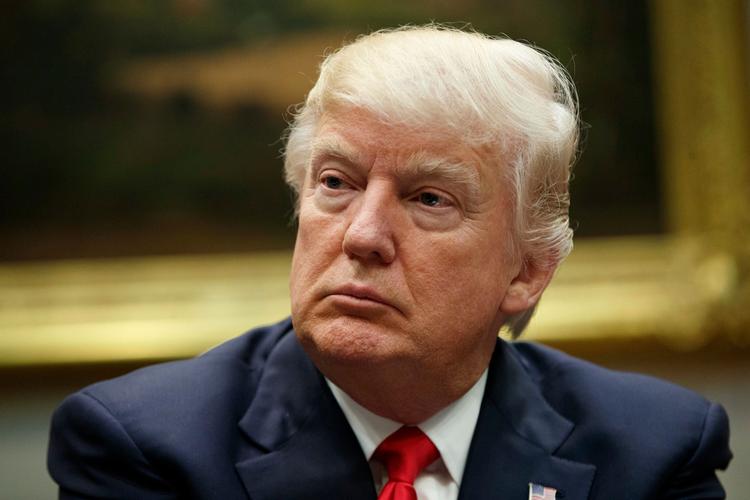 På Twitter har Trump ganske vist erklæret, at USA er parat til at handle selv, hvis Kina ikke kan eller vil. 