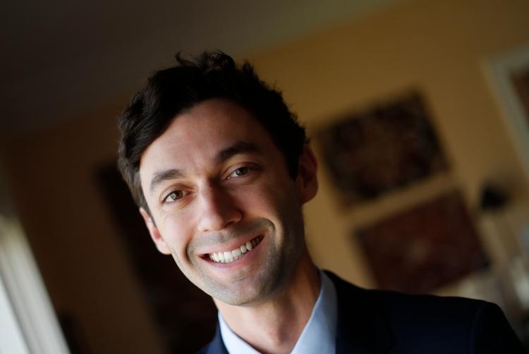Jon Ossoff, 30-årig demokrat - var tæt på at vinde over Trumps partifælle i første runde.  