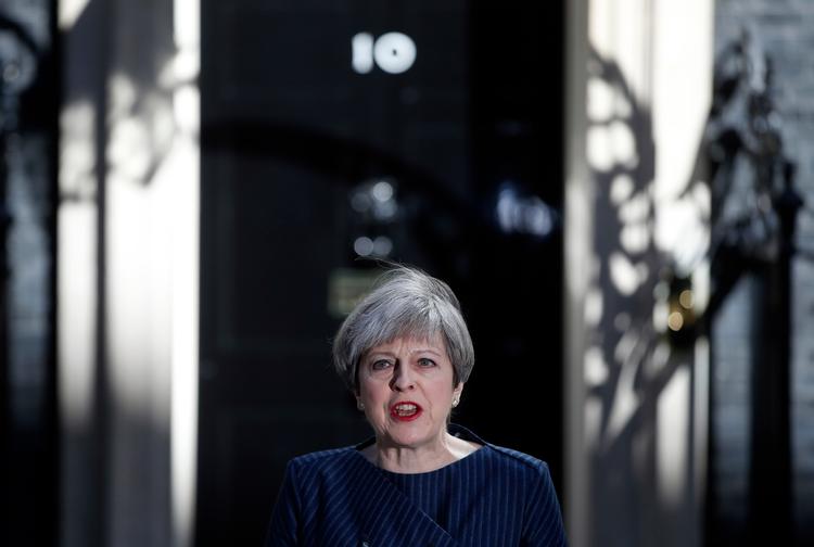 Premierminister Theresa May har annonceret et lyn-valg 8. juni. 