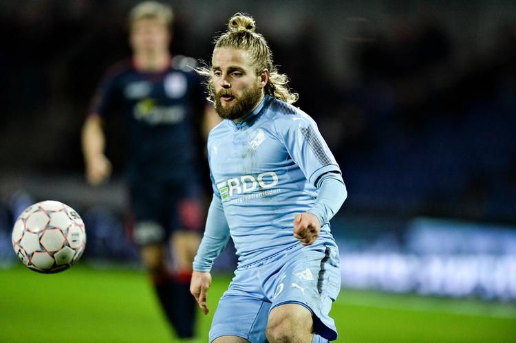 Kasper Fisker scorede til 2-0 og blev kåret til banens bedste af publikum i Randers. 