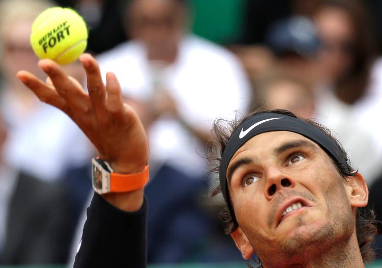 Rafael Nadal har søndag taget sin første titel i denne sæson. I Monte Carlo besejrede han i sikker stil landsmanden Albert Ramos-Vinolas, der var nået frem til sin karrieres største finale efter bl.a. at have besejret topseedede Andy Murray. 