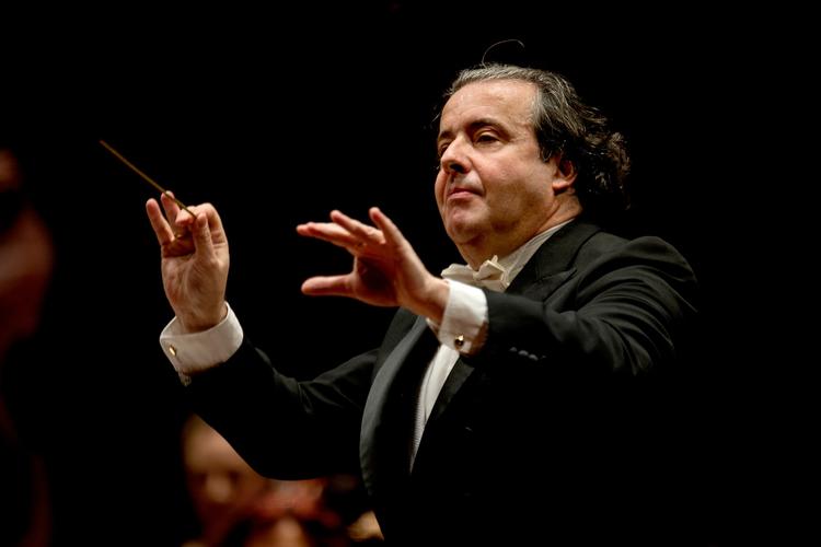 DR SymfoniOrkestret leverede fredag en smuk koncert - dirigeret af Juanjo Mena.    