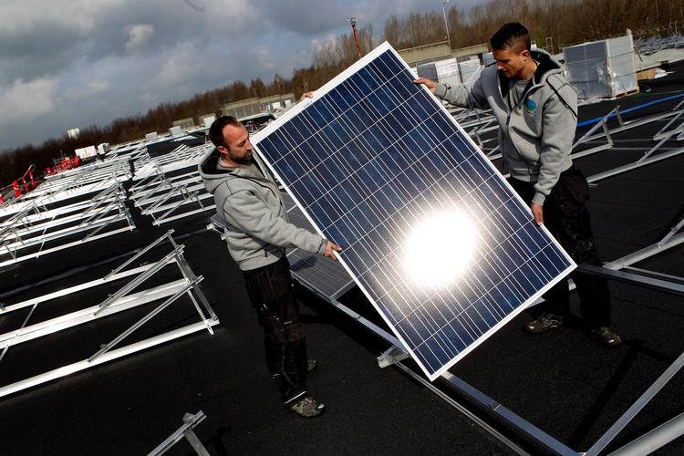 Den vedvarende energi skal kunne klare sig selv uden støttekroner i ryggen, anbefaler Energikommissionen. 