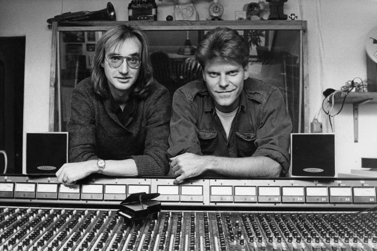 Laid Back ses her på et billede fra 1983. Året hvor 'Sunshine Reggae' blev udgivet.  