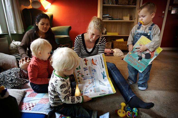 Dyre vuggestuepladser bliver erstattet med de billigere børnehavepladser. OBS:Billedet er fra arkivet og har ikke noget med den aktuelle problemstilling at gøre.  