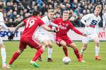 FC Københavns Federico Santander (tv.) og Andreas Cornelius forsøger at kombinere sig forbi Vendsyssel-spillerne. 