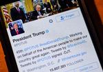 Donald Trumps Twitter-konto er brandvarm. Han har skrevet omkring fem tweets om dagen i de første 100 dage som præsident.  