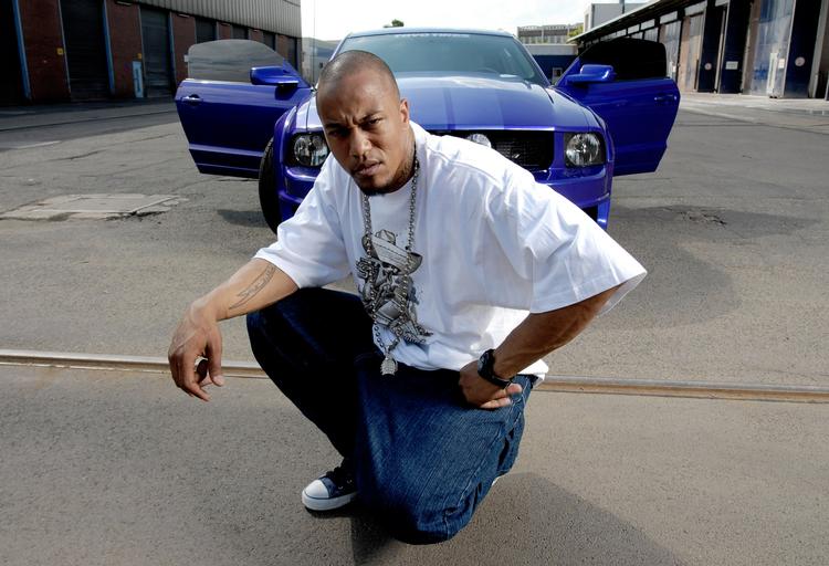 Denis Cuspert fotograferet i juni 2005, da han gav den som gangsterrapperen Deso Dogg. 