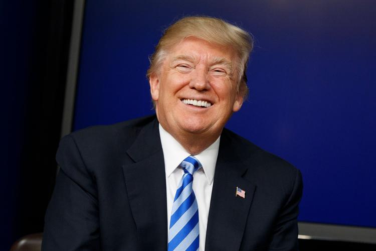 Donald Trump kan glæde sig over sin hidtil største parlamentariske sejr efter at Repræsentanternes Hus vedtog at ændre Obamacare. Men smilet kan hurtigt stivne for republikanerne 