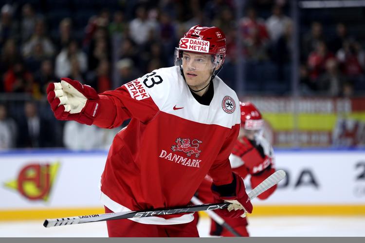 Julian Jakobsen og Danmark jagter en sejr over Slovakiet. 