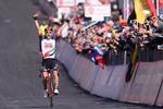 Jan Polanc fører ligesom for to år siden et langt udbrud succesrigt til ende ved det første møde med bjergene i Giro d'Italia. Foto: La Presse-D'Alberto/Ferrari. 