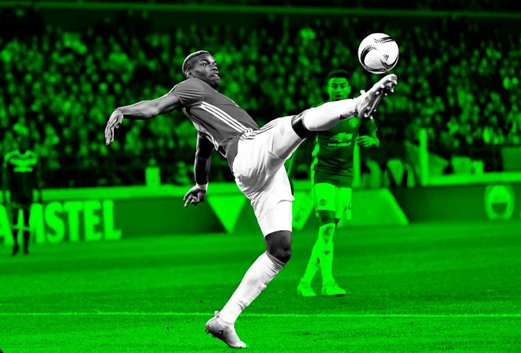 Franske Paul Pogba er verdens dyreste fodboldspiller. Koloreret foto: Geert Vanden Wijngaert/AP 