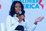 Michelle Obama deltog i går fredag i en årligt tilbagevendende sundhedskonference i Washington D.C, hvor hun blandt andet gik i rette med præsident Donald Trumps manglende fokus på sund skolemad. 