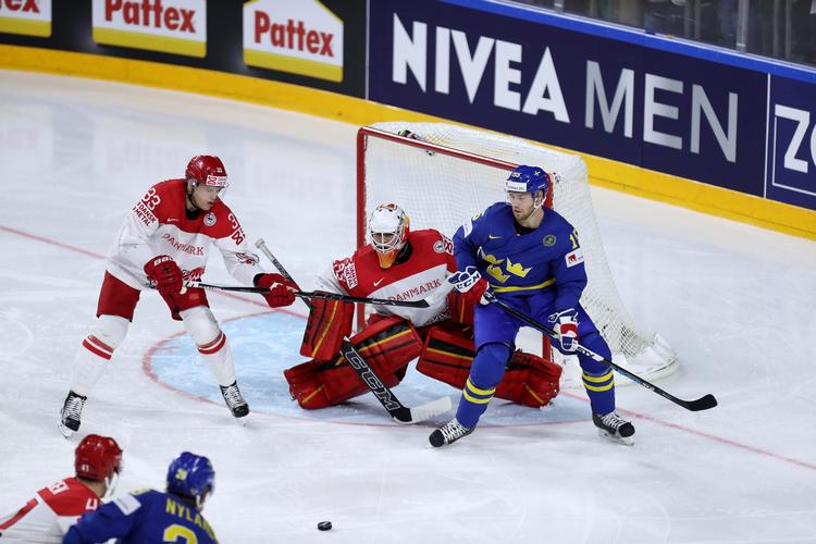 Danmark leverede en stor præstation, da de pressede guldaspiranterne fra Sverige i en spændende VM-kamp. Havde det danske hold tidligere fundet storspillet frem i turneringen, ville en ambitionen om en kvartfinale have været inde for rækkevidde. 