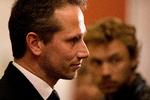 Socialdemokratiet og Dansk Folkeparti har krævet, at der skal rettes et kritisk søgelys mod blandt andet finansminister Kristian Jensen (V).  