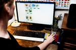 Slut med at bruge tid på at gå i butikker. Det burde føles skønt, men af og til er nethandel bare noget bøvl.

 