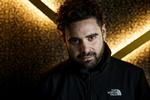 Filminstruktør Fenar Ahmad arbejder på en familievenlig eventyrfilm.  