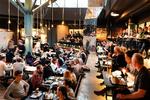Stockholm er en af de storbyer, hvor madmarkeder og street food-steder dukker op på stribe. 