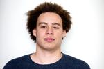 Den unge brite Marcus Hutchins blev hyldet over hele verden, da han stoppede det globale cyberangreb WannaCry. Nu er han anholdt i USA.  