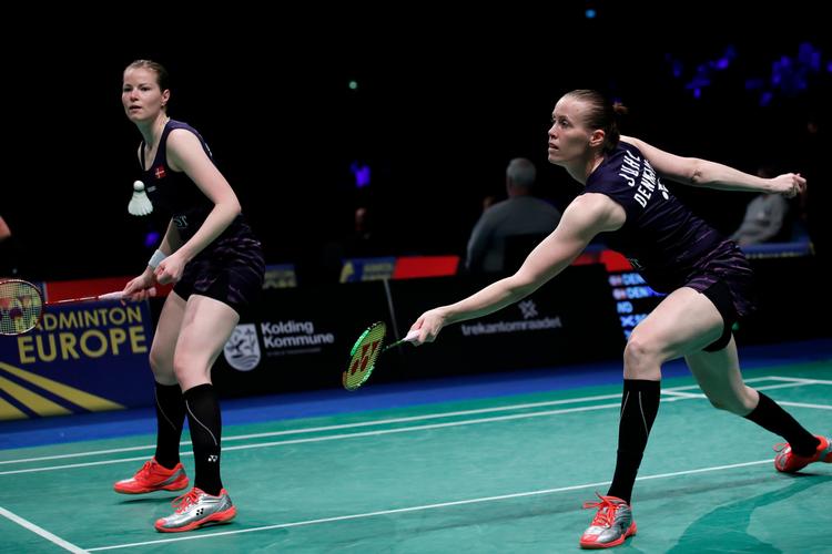 Kamilla Rytter Juhl og Christinna Pedersen reddede Danmark i den afgørende puljekamp mod Indonesien, men mod Thailand tabte OL-sølvvinderne den afgørende kamp. 