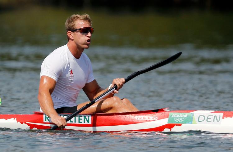 Ved World Cup-stævnet i Szeged besejrede Rene Holten Poulsen både guld- og sølvvinderen fra OL på vejen mod finalen. 