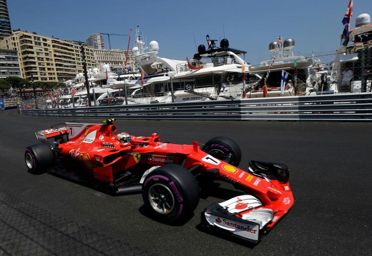 Kimi Räikkönen starter i poleposition i Monaco. 