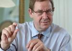 Tidligere statsminister Poul Nyrup Rasmussen (S) spåede liiidt forkert om fremtiden med sin 2010-plan. 