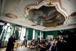 Finansminister Kristian Jensen, økonomi- og indenrigsminister Simon Emil Ammitzbøll og erhvervsminister Brian Mikkelsen fremlægger  regeringens 2025-plan. 