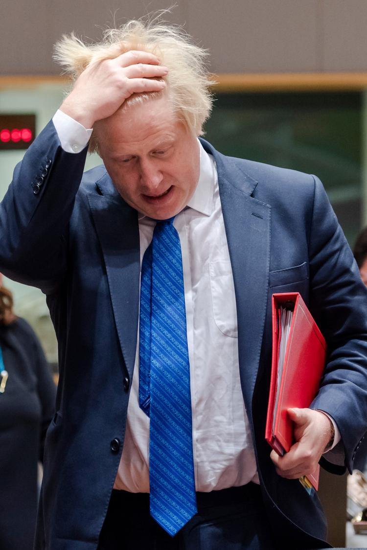 Storbritannien håber, at USA vil indtage en ledende rolle i kampen mod klimaforandringer, siger udenrigsminister Boris Johnson. 