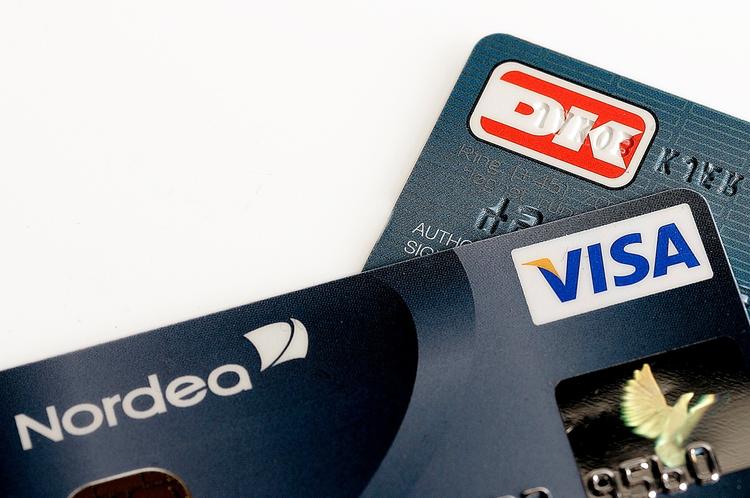 Kunder skal bruge mobile betalingsløsninger i stedet for plastikkort. Og flere betalingsapp's vinder frem. Spørgsmålet er bare, hvilken betalingsløsning, der vinder forbrugernes tillid.  