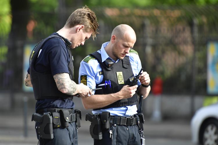 Efter skuddene faldt måtte Københavns Politi afspærre et stykke af H.C. Andersens Boulevard i det centrale København fra Glyptoteket og Tivoli frem mod Rådhuspladsen.  