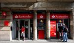 Spaniens fjerdestørste bank, Banco Popular, blev hårdt ramt af finanskrisen og formåede aldrig at komme sig igen. Nu har Santander-banken købet rivalen.  