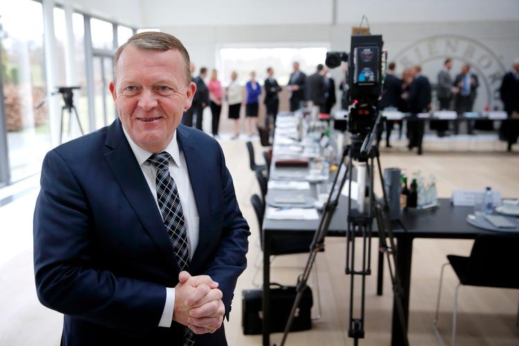 Statsminister Lars Løkke Rasmussen (V) siger, at briternes farvel til den europæiske union betyder, at de resterende må stå tættere sammen.  
