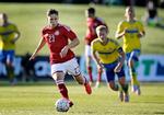 Arkivfoto: Andrew Hjulsager var blandt Danmarks bedste mod Sverige i U21-drengenes sidste test inden EM i Polen - her er han i aktion mod svenskerne i testkampen før slutrunden i 2015. 