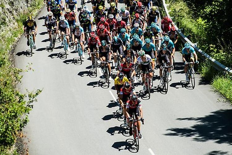 Også i dag vil BMC - som her med Richie Porte i tredje position - givetvis forsøge at kontrollere begivenhederne. Foto: ASO/A.Broadway. 