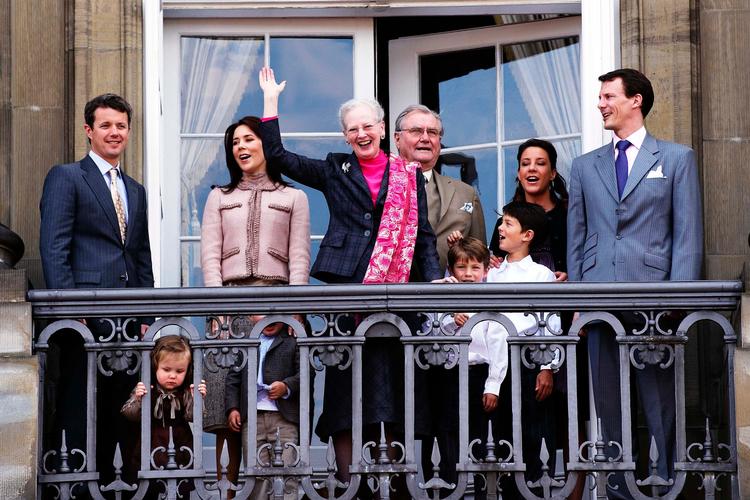 Prins Henrik fylder 75 år d