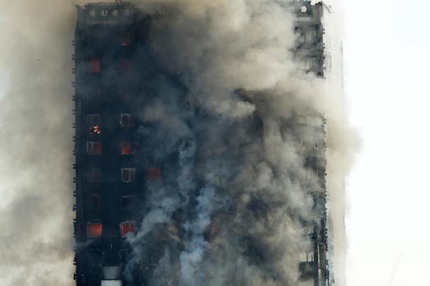 Det var efter sigende et køleskab der eksploderede på 4. sal af Grenfell Tower, lyder en af de ubekræftede forklaringer ifølge den engelske avis The Guardian. 