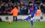Barcelonas mange fans over hele verden er blevet forkælet med denne mands sparketeknik. Han kan både afslutte med en lækker, blød kattepote, og han kan som bare banke bolden hårdt i nettet.    