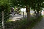 En 4-årig pige blev, ifølge politiet, onsdag hevet over et ca. 90 centimeter højt hegn omkring Børnehuset Snogebæksvej. En 33-årig mistænkt er nu  varetægtsfængslet for at have bortført og misbrugt pigen.  