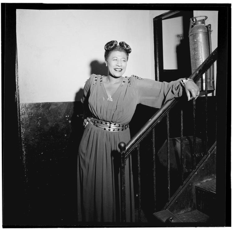 Ella Fitzgerald begyndte sin karriere som 16-årig, modtog i alt 14 Grammy Awards og blev tildelt Præsidentens Frihedsmedalje.  