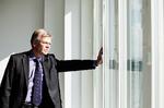Dansk Industris største problem med den nuværende mediestøtte er, at DR er alt for dominerende.
 